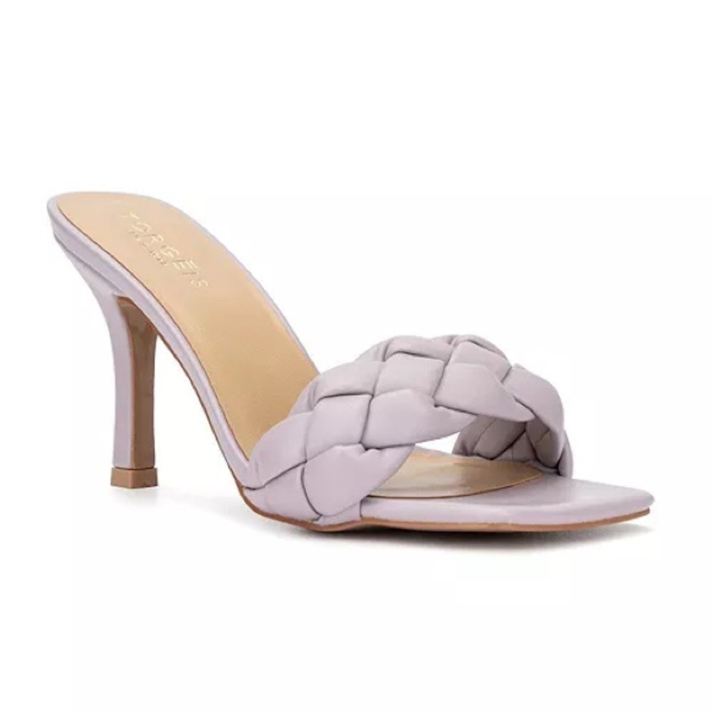 Torgeis Maraca Sandal Light Purple Lilac NWT WITHOUT BOX